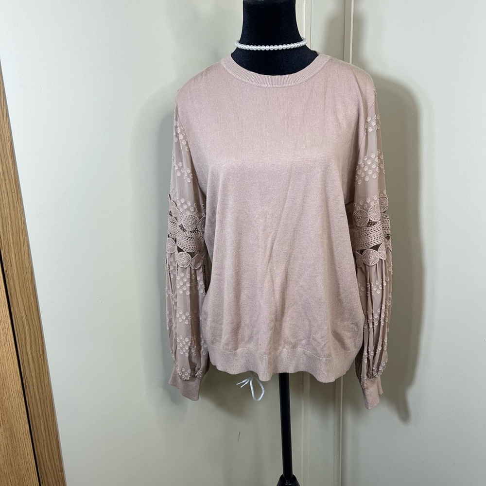 Elegant Lace Sleeve Women's Top